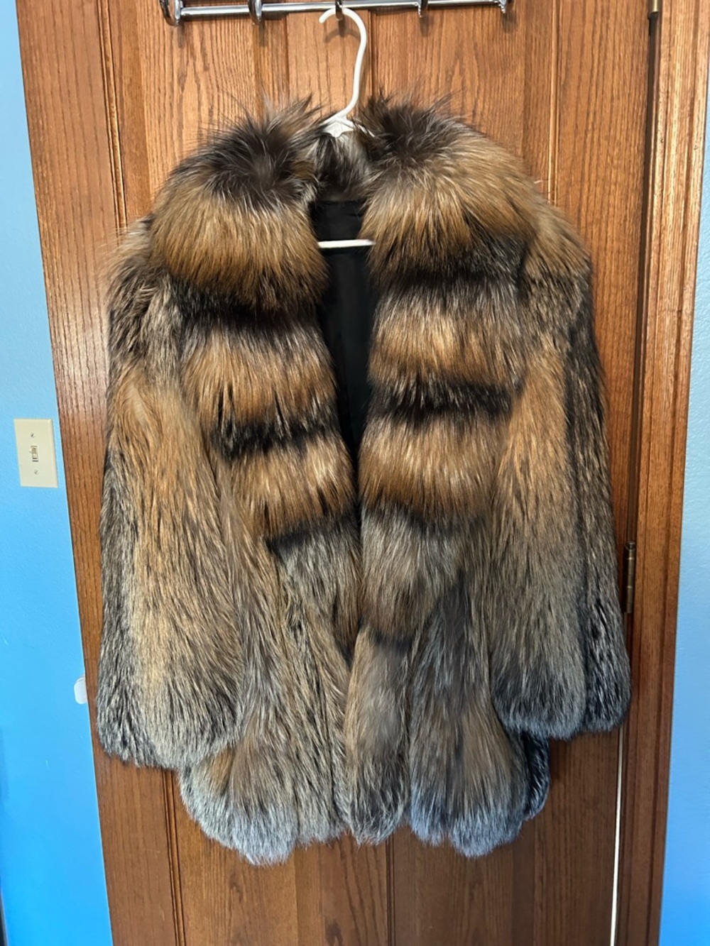 Luxurious Natural Brown Fur Coat - Women's Jacket